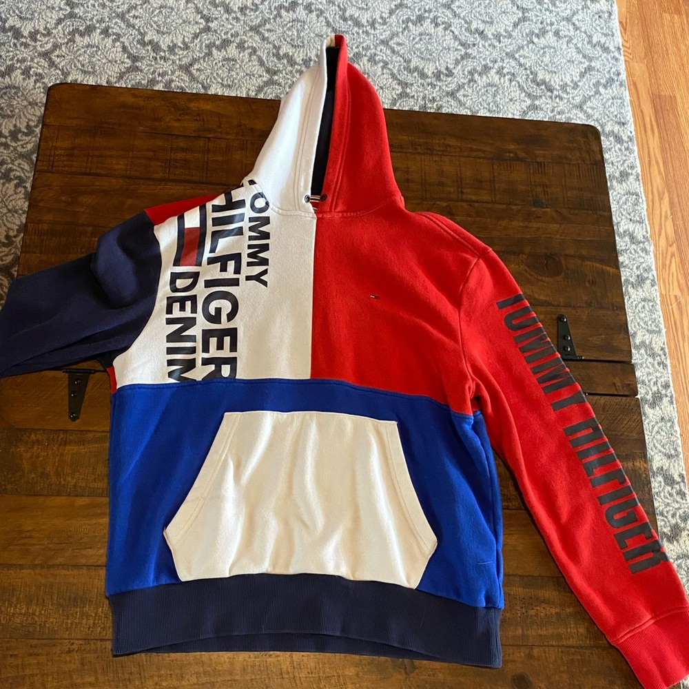 Mens Tommy Hilfiger hoodie size large